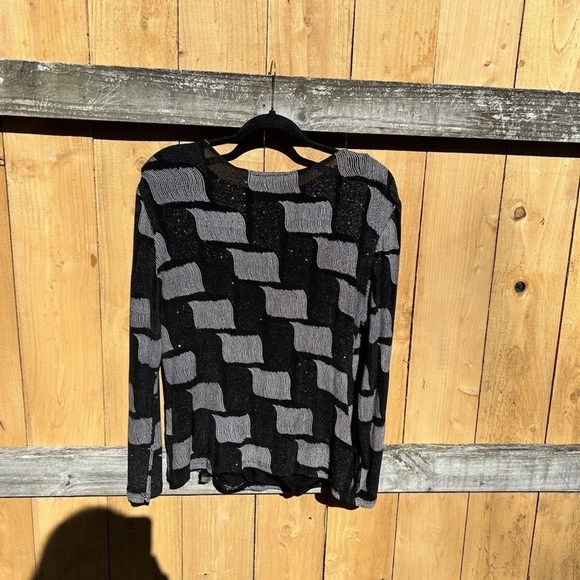 Joseph Ribkoff Black and Gray Blouse - Picture 7 of 10